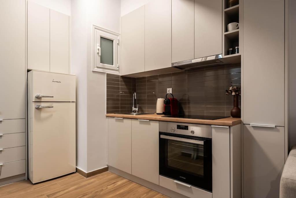 Delightful Sense 2Bd Apt In Kolonaki 7 Min To Metro Athens Exterior photo